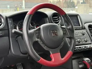 2015 Nissan GT-R Black Edition