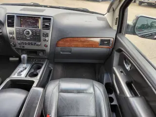2015 Nissan Armada Platinum