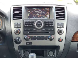 2015 Nissan Armada Platinum