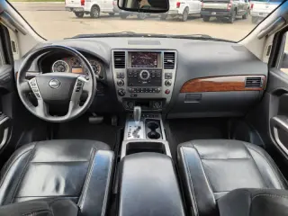 2015 Nissan Armada Platinum