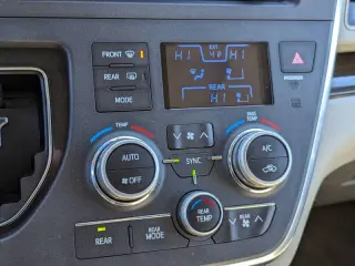 2017 Toyota Sienna