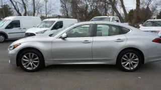 2015 Infiniti Q70 3.7