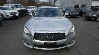 2015 Infiniti Q70 3.7