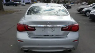 2015 Infiniti Q70 3.7