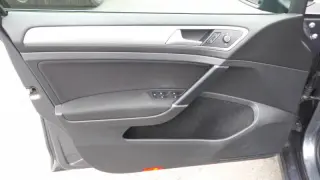 2017 Volkswagen Golf TSI S