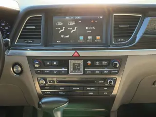 2018 Genesis G80