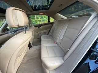2012 Mercedes-Benz S-Class S 550 4MATIC