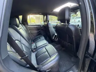 2011 Porsche Cayenne S