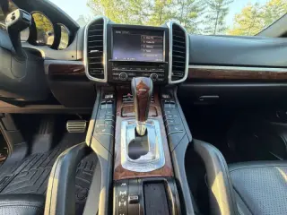 2011 Porsche Cayenne S