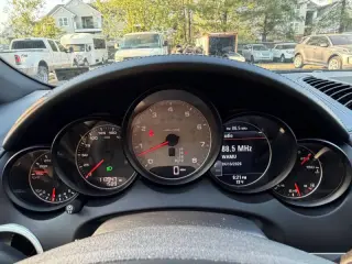 2011 Porsche Cayenne S