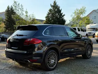 2011 Porsche Cayenne S