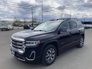 2022 GMC Acadia SLT