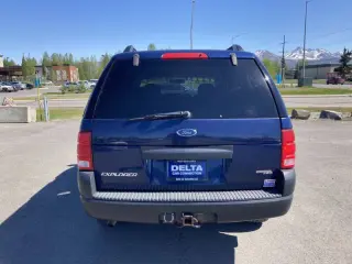 2005 Ford Explorer