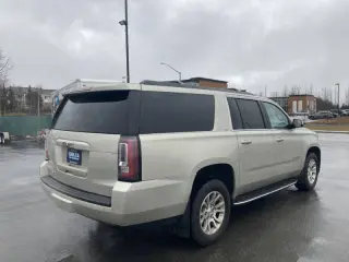 2017 GMC Yukon XL SLT