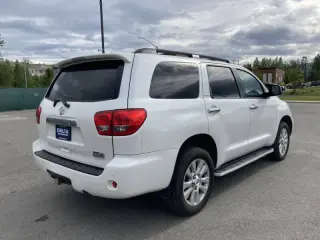 2014 Toyota Sequoia