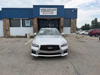 2015 INFINITI Q50