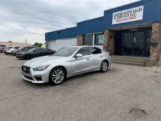 2015 INFINITI Q50