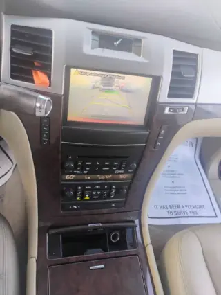 2012 Cadillac Escalade Luxury