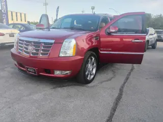2012 Cadillac Escalade Luxury