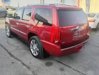 2012 Cadillac Escalade Luxury
