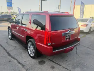 2012 Cadillac Escalade Luxury