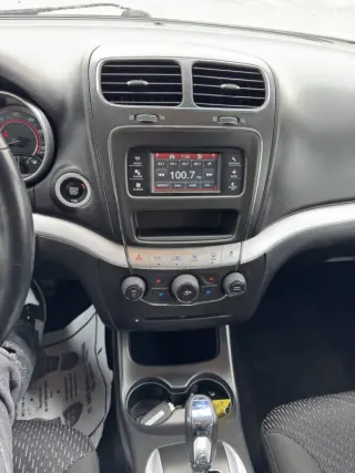 2019 Dodge Journey SE