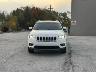 2020 Jeep Cherokee