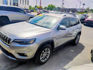 2019 Jeep Cherokee Latitude Plus