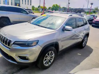 2019 Jeep Cherokee Latitude Plus