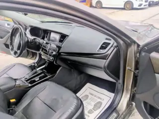 2015 Kia Cadenza Premium