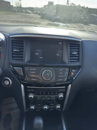 2020 Nissan Pathfinder