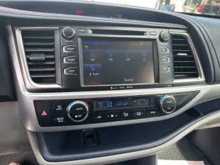 2017 Toyota Highlander