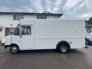 2013 Ford E-Series E-350 SD