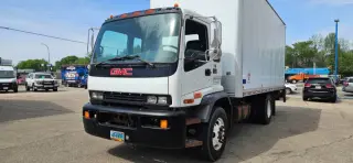 2004 GMC T7500