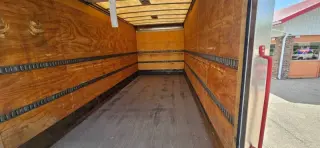 2004 GMC T7500