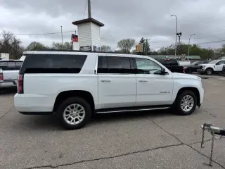2017 GMC Yukon XL SLT