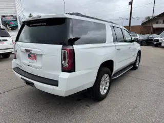 2017 GMC Yukon XL SLT