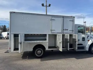 2008 Kenworth T300