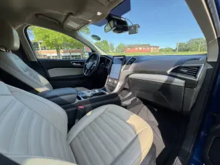2021 Ford Edge