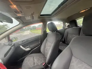 2011 Ford Fiesta SE