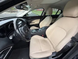 2018 Jaguar XE 25t Premium