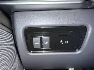 2018 Jaguar XE 25t Premium