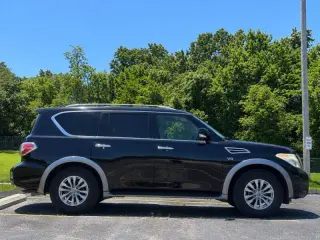 2017 Nissan Armada