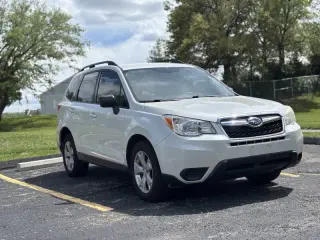 2015 Subaru Forester 2.5i