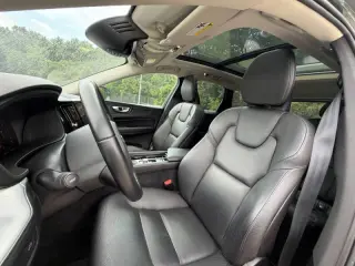 2020 Volvo XC60 T6 Momentum