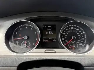 2016 Volkswagen Golf TSI S