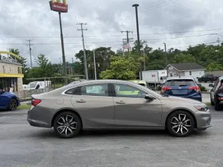 2017 Chevrolet Malibu LT