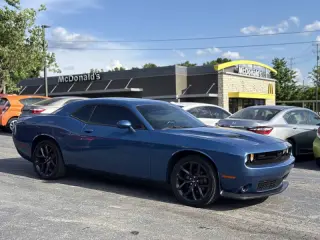 2021 Dodge Challenger SXT