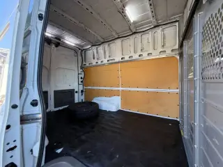 2019 Nissan NV 3500 HD SV