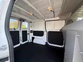 2020 Nissan NV200